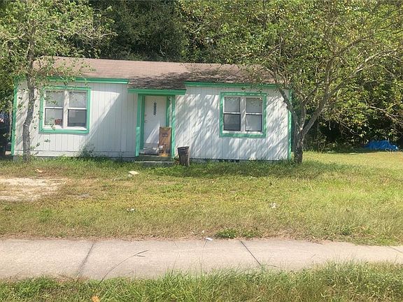2nd image of 2623 Sanford Ave