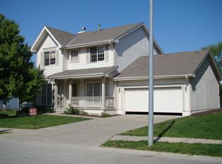 4637 N 126th St, Omaha, NE 68164