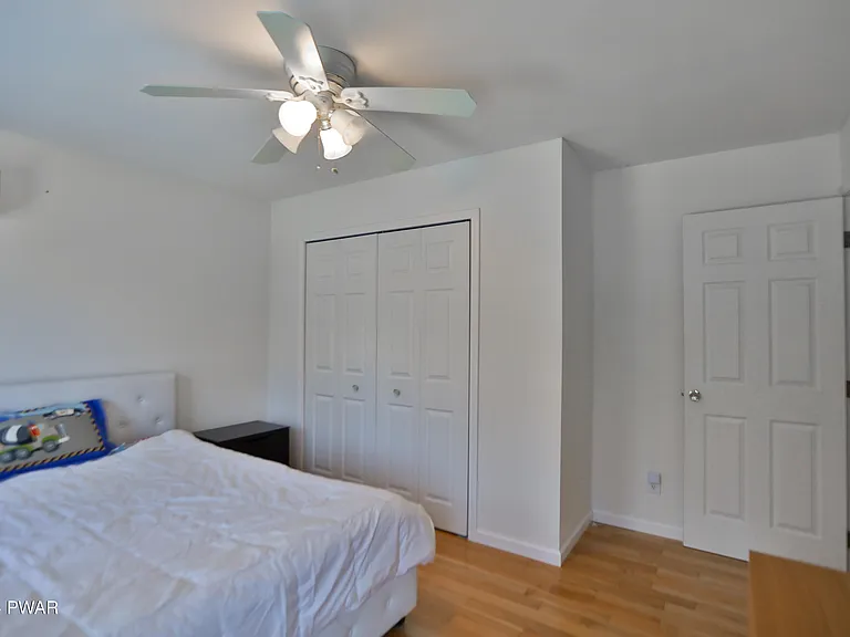 110 Stallion Dr — Photo 39