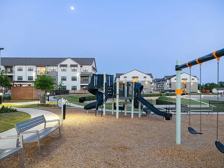 Citizen House East Lake — Photo 23