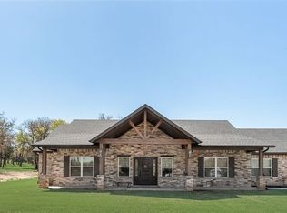 245 Creek Crossing St, Alvord, TX 76225