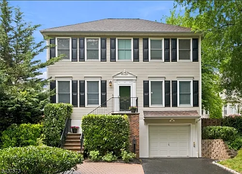 169 Broad St Photo 1