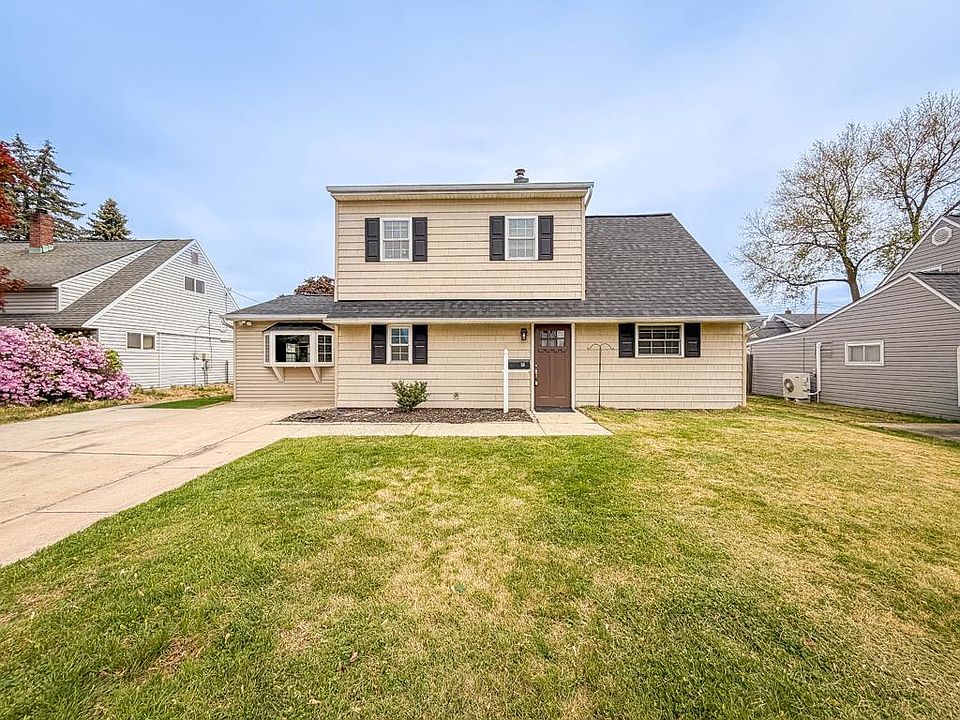 1st image of 70 Huckleberry Ln