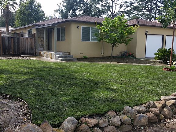 3rd image of 18732 Dundee Ave