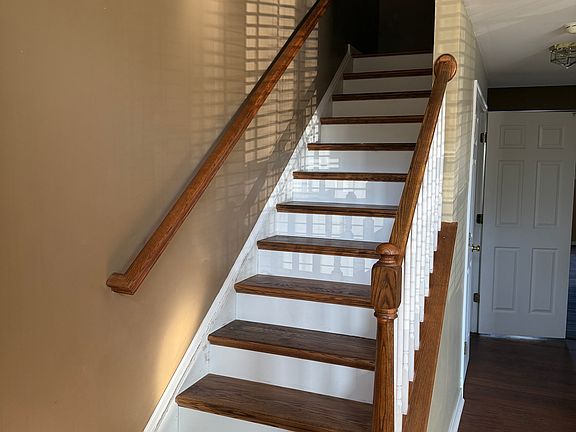4th image of 1412 Olde Sage Ct