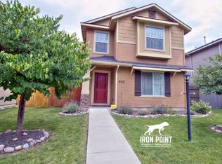650 N Carisbrooke Ave, Meridian, ID 83642