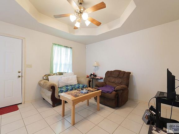 2nd image of 2886 Gibraltar St