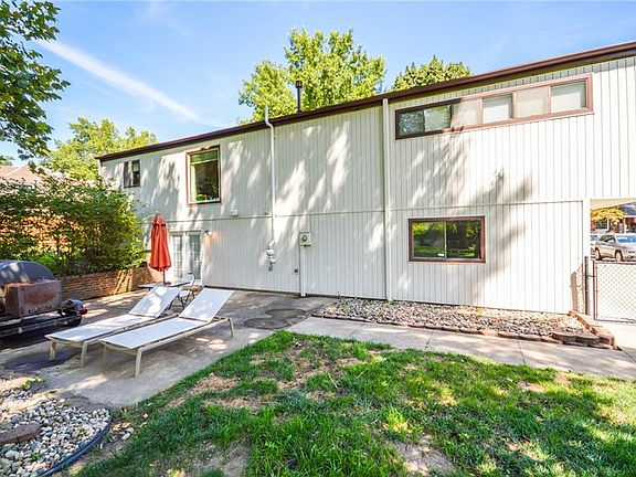 3rd image of 15001 E Avon Dr