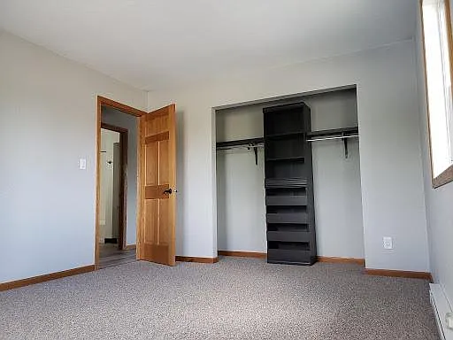 2 bed, 850 sqft, $1,050 — Photo 4