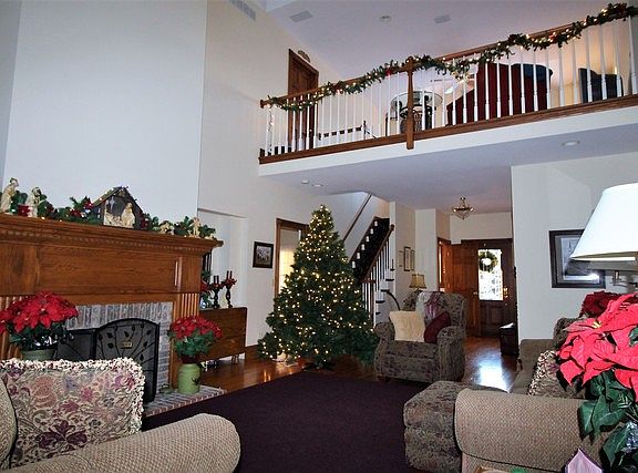 5th image of 6N677 Willowbrook Dr