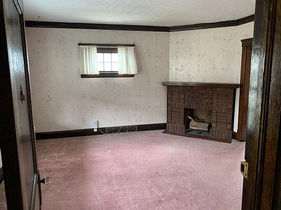 2nd image of 1289 Marlowe Ave APT A