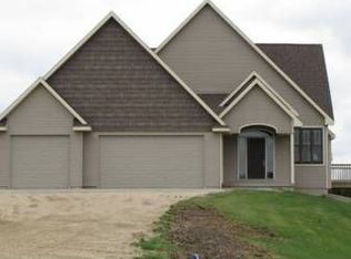 1532 239th St, State Center, IA 50247