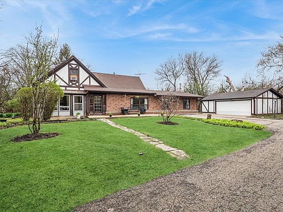 2nd image of 609 Forest Edge Ln