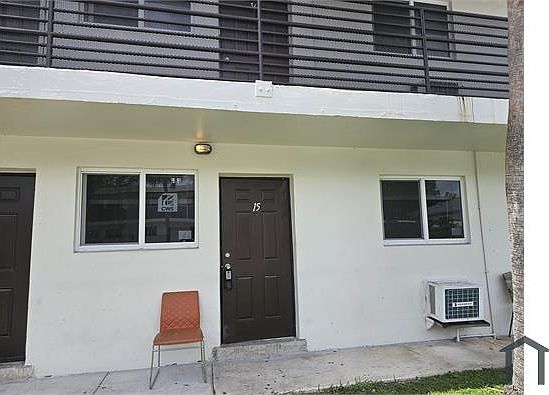 2nd image of 1221 NW 1st St #15