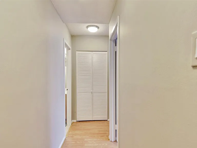 4515 Willard Ave #2421S — Photo 15