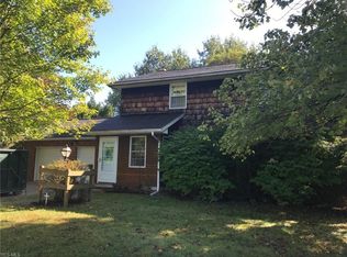 9869 Sandyville Rd NE, Mineral City, OH 44656