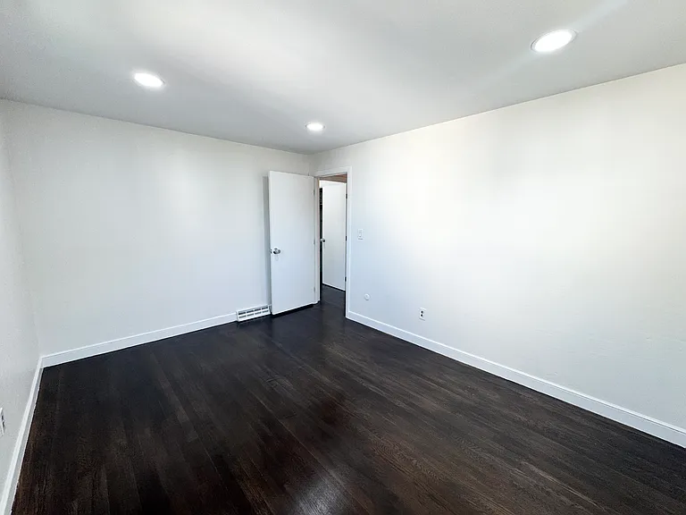 66 Harrison Ave — Photo 12