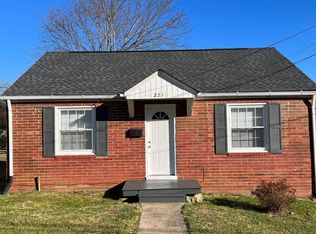 221 Peters St, Bristol, VA 24201