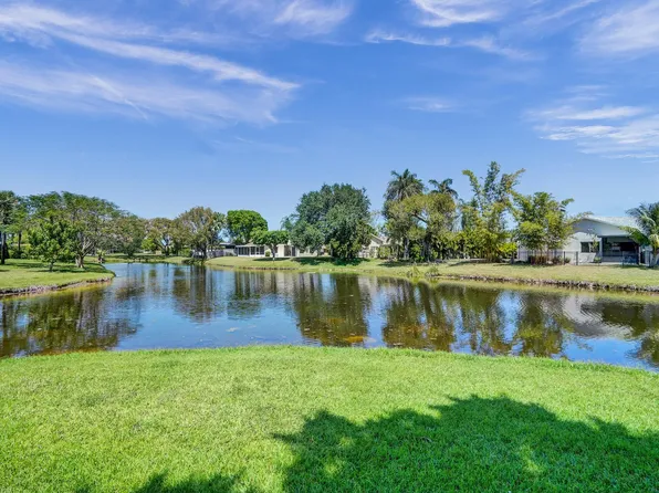 23 Via De Casas Sur #104, Boynton Beach, FL 33426