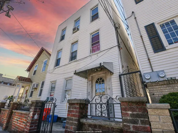 205 42nd St, Union City, NJ 07087