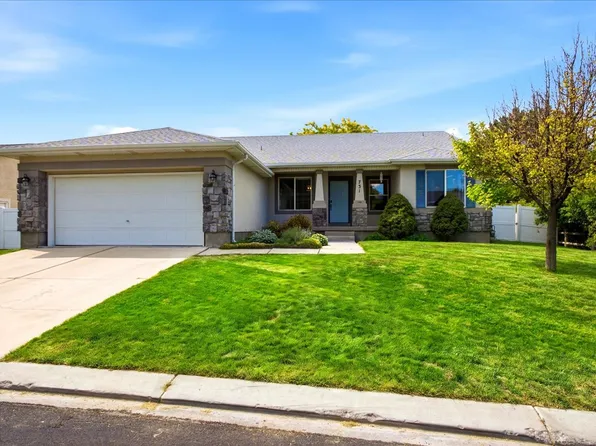 731 S Saratoga Dr E, Saratoga Springs, UT 84045