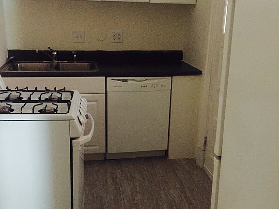 2nd image of 2726 W Grace St APT 1