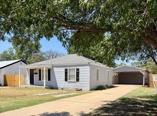 2214 40th St, Lubbock, TX 79412