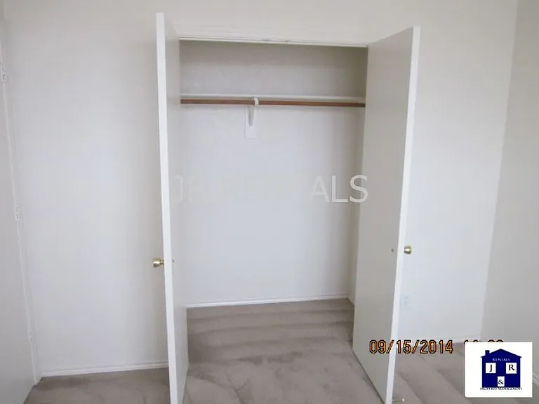 3909 Deputy Dr — Photo 17