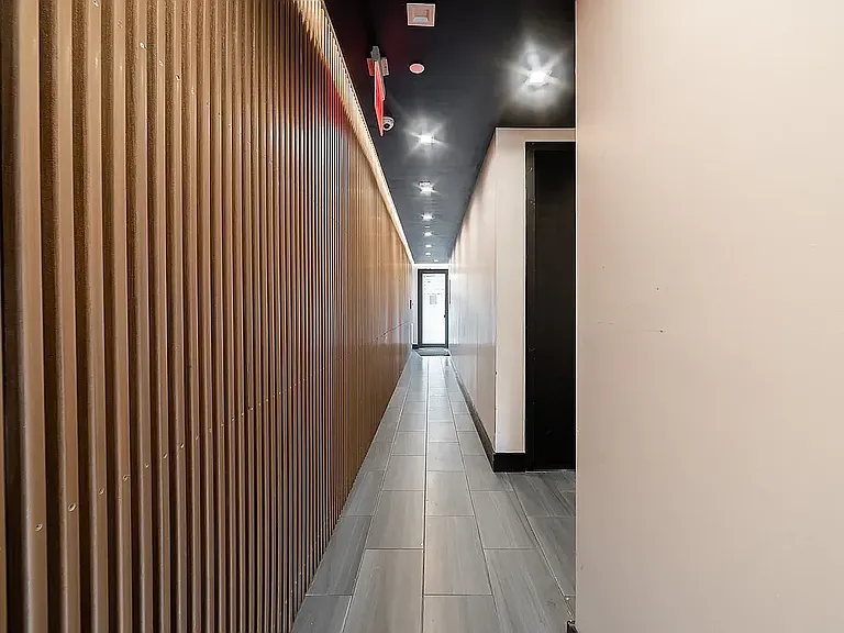 254 E 28th St #3D — Photo 11