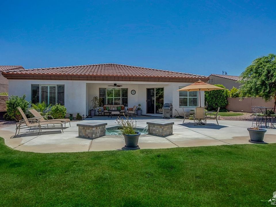 1st image of 81330 Avenida Montura