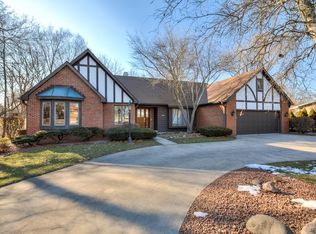 1200 N State St, Atwood, IL 61856