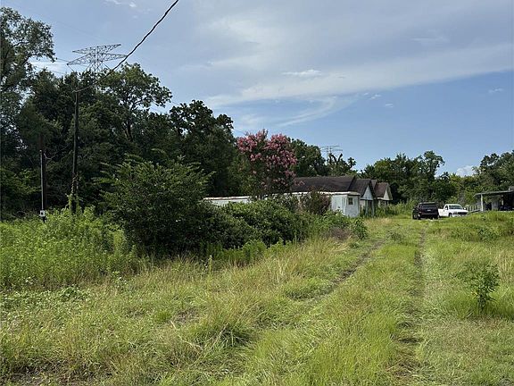 3rd image of 12205 Unison Rd