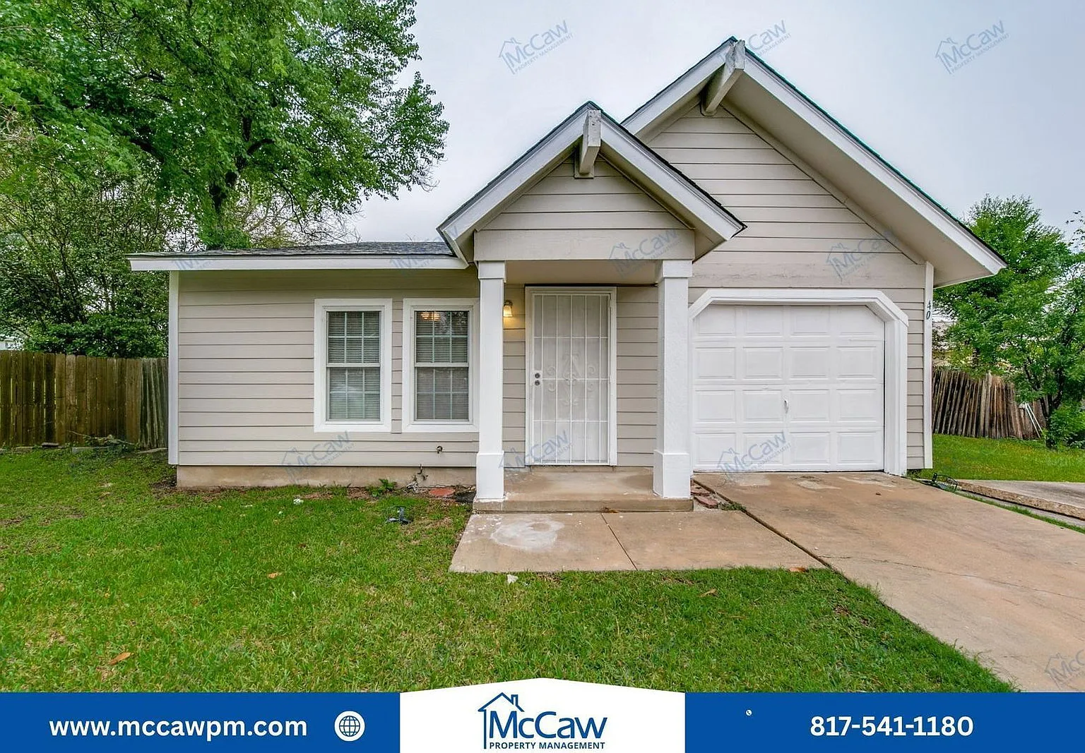 3 bed, 1.0 bath, 1056 sqft, $1,325 — Photo 1