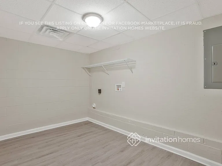 5757 Plantation Ct — Photo 15