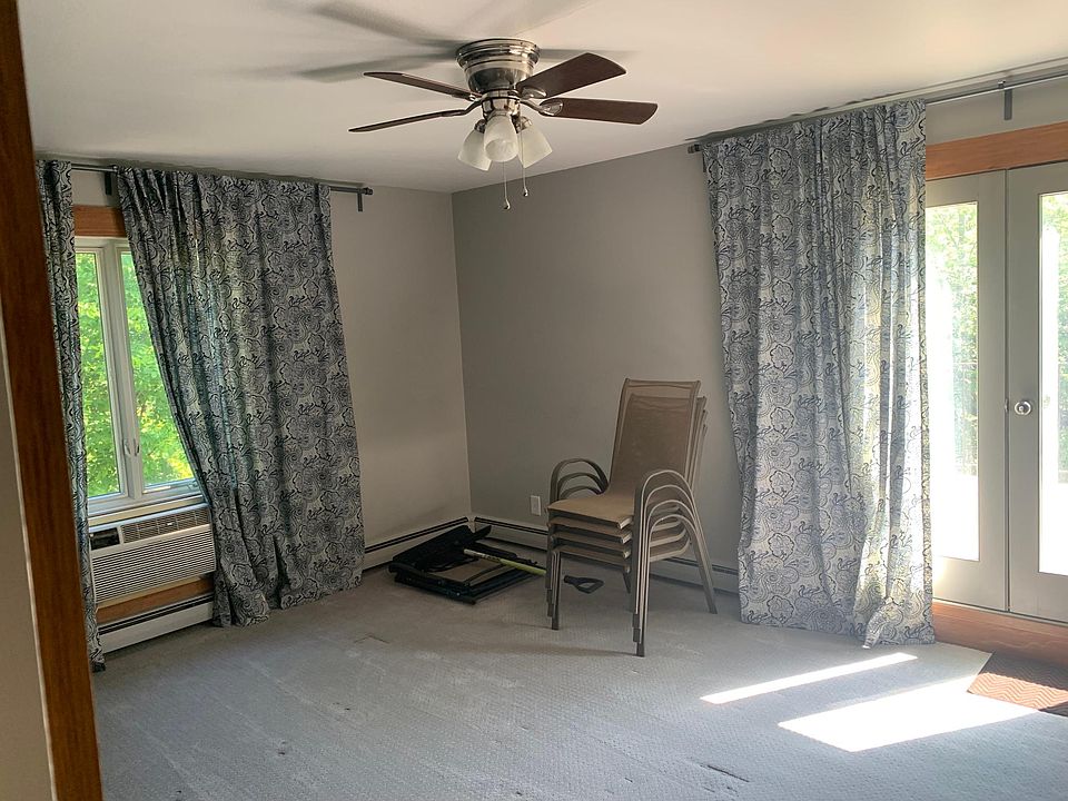 Master bedroom with included seating for deck