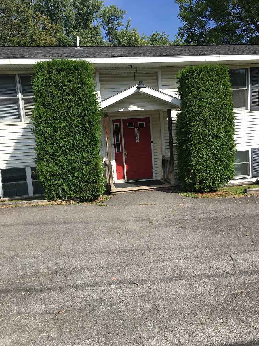 Building Photo - 9447 Butler Rd #D