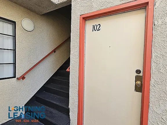 8731 De Soto Ave #101 — Photo 12