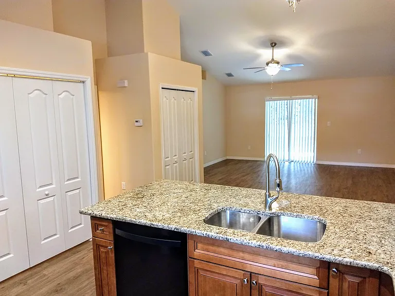 9428 N Travis Dr #9428 — Photo 7