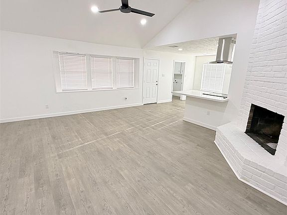 3rd image of 9731 Harrowgate Dr