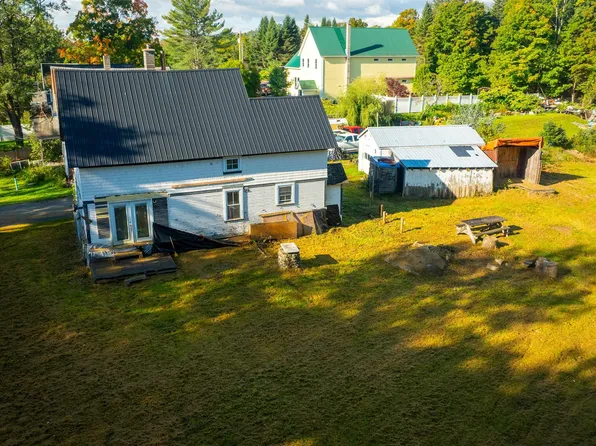38 Flat Street, Woodbury, VT 05681
