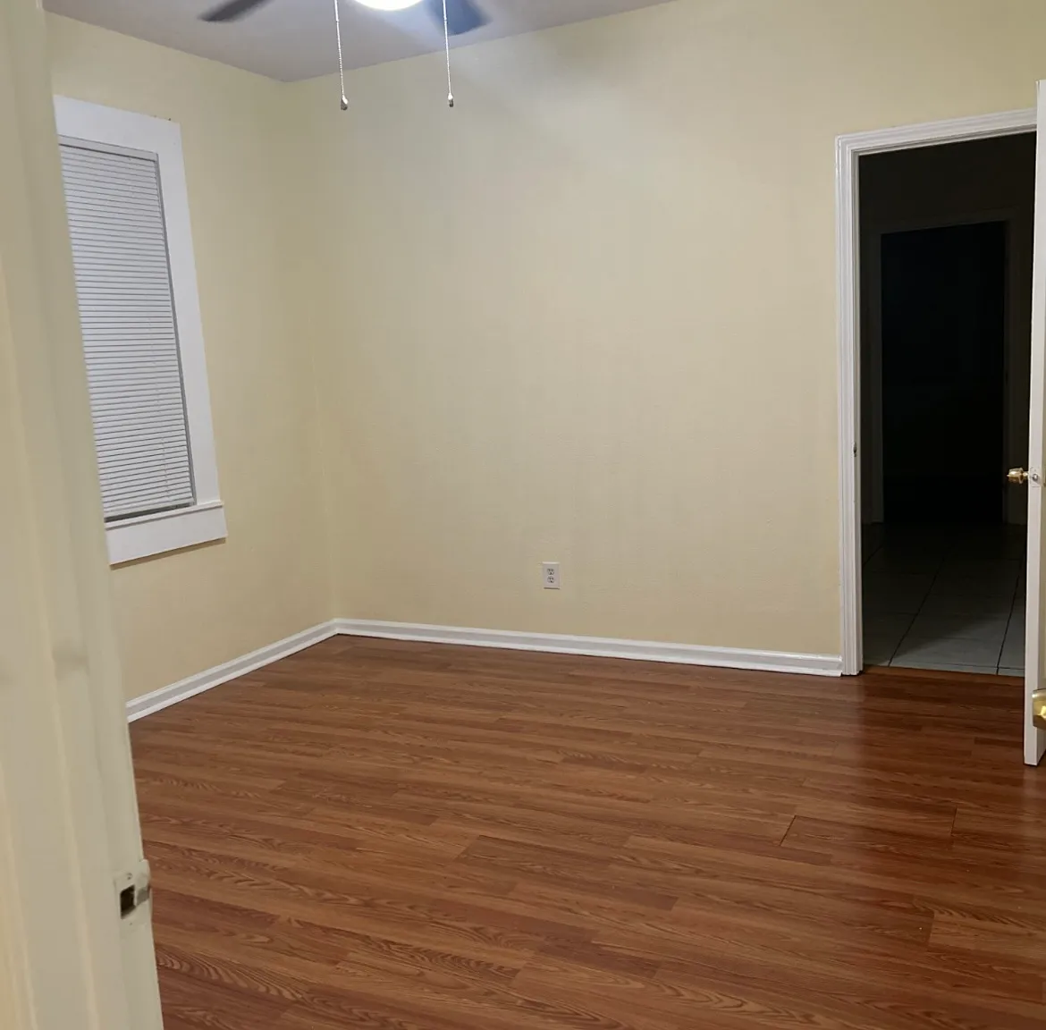 3 bed, 804 sqft, $1,600 — Photo 3