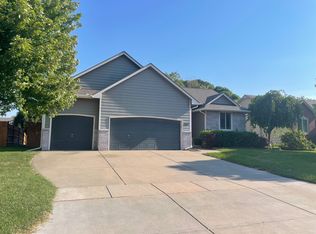 10518 W Dallas Cir, Wichita, KS 67215