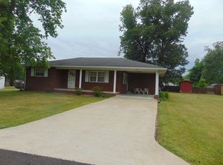 210 Poplar Heights Dr, Grayson, KY 41143