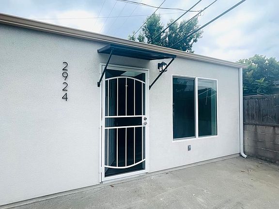 3rd image of 2938-2948 Lexington Dr #2924