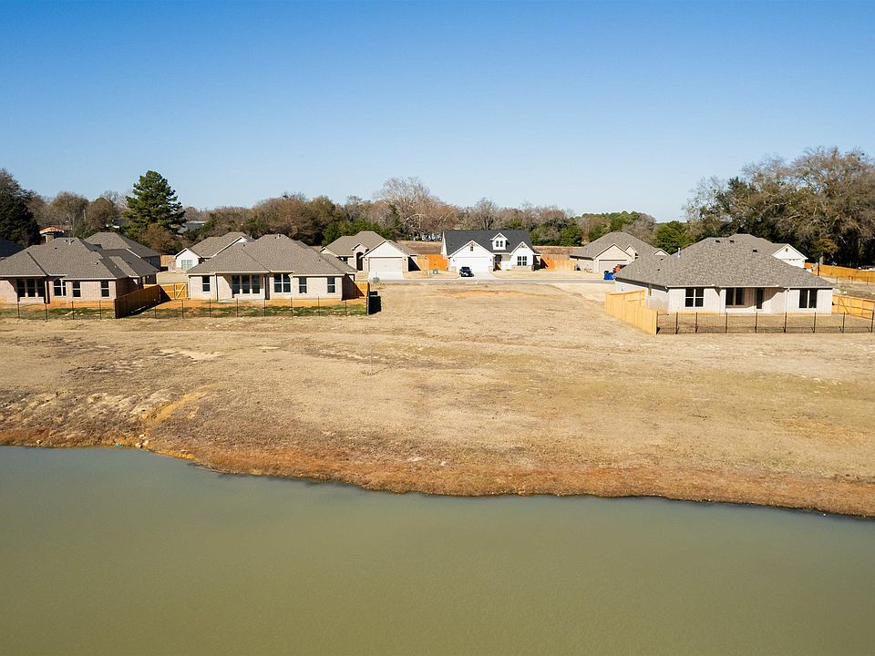 2nd image of 130 Rose Row Ln
