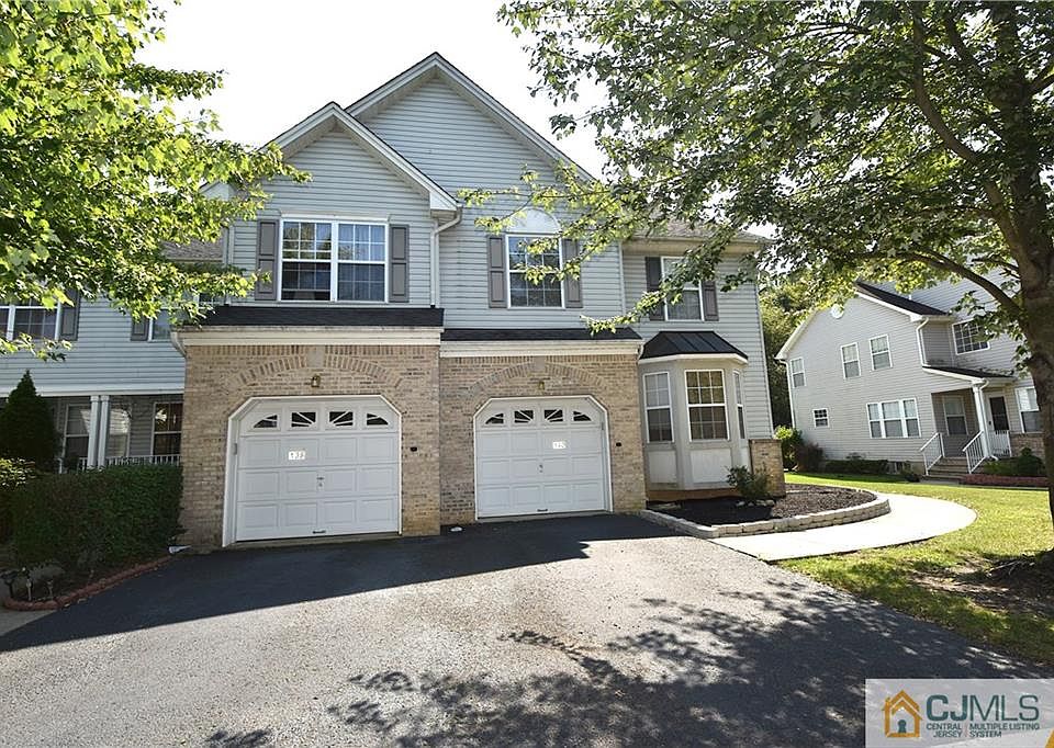 1st image of 140 Briarwood Dr