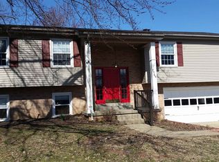 7766 Owens Dr, Newburgh, IN 47630