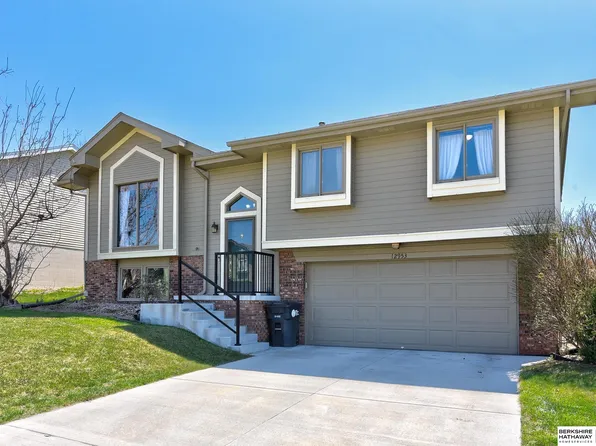 12953 Jessie Ave, Omaha, NE 68164