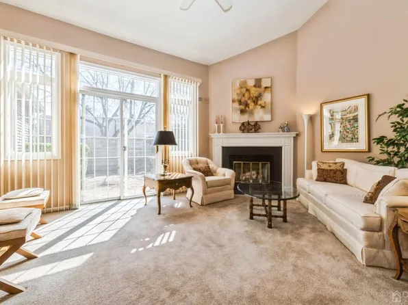 29B Rutland Ln #B, Monroe Township, NJ 08831