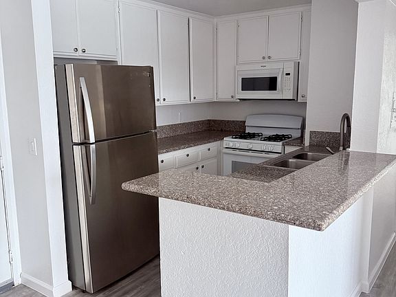 5th image of 7319 Sepulveda Blvd #3